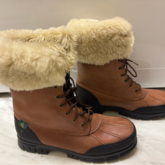 Lauren Ralph Lauren Quinta Leather Upper Boots with cozy fur trim. - Picture 1 of 8